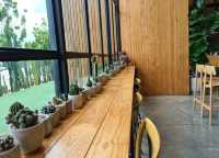 เดอะ วิลเลจ ฟาร์ม ทู คาเฟ่