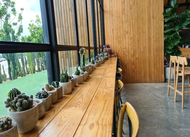 เดอะ วิลเลจ ฟาร์ม ทู คาเฟ่
