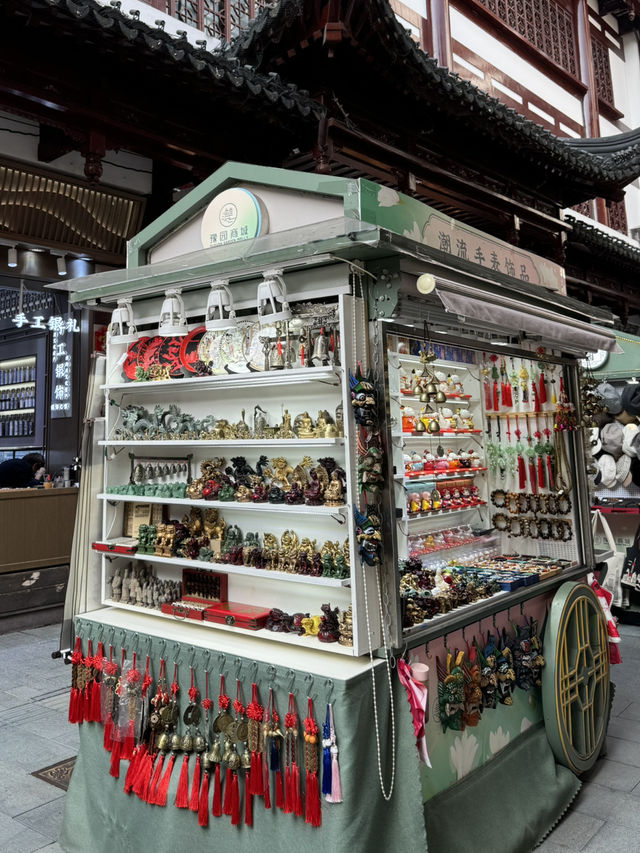 🛍️ 상하이 Yuyuan Garden Shopping Mall, 기념품 쇼핑의 천국!