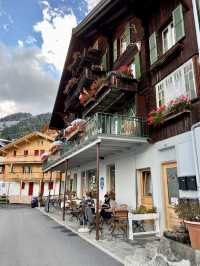🏞️ 靜謐冬日山村｜瑞士米倫小鎮 Mürren