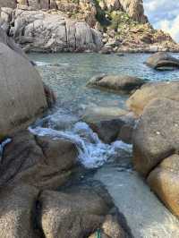 Weekend escape to Vinh Hy – Hang Rai: Nature, friends & unforgettable moments!” 🌊 🍇