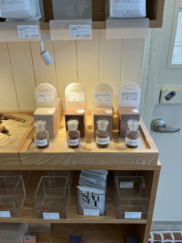 국내 감성카페 직접 로스팅하는 커피맛집, 라이크댓커피 ☕️