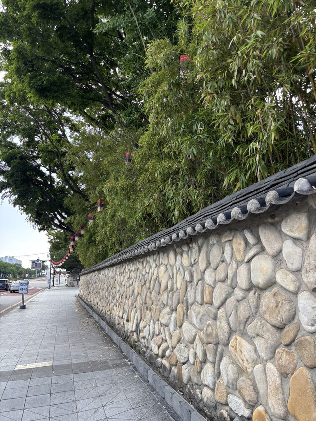 춘향이가 나올것같은 이색적인 광한루원😌