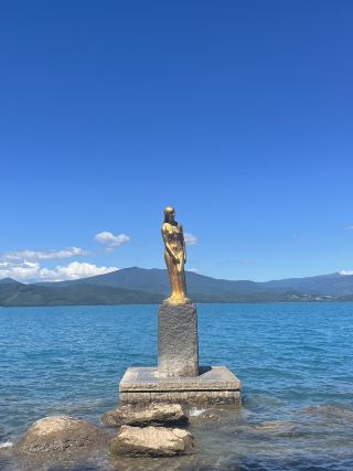 【Akita・Lake Tazawa】
A place where the lake quietly speaks to you...