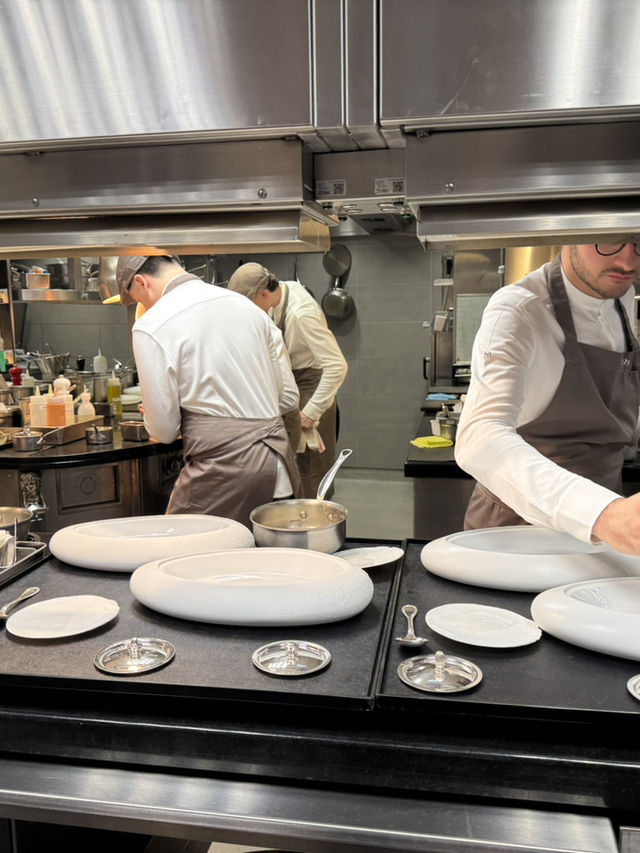 Paris Perfection: A Night at Plénitude, Headed into the Heart of ⭐️⭐️⭐️
