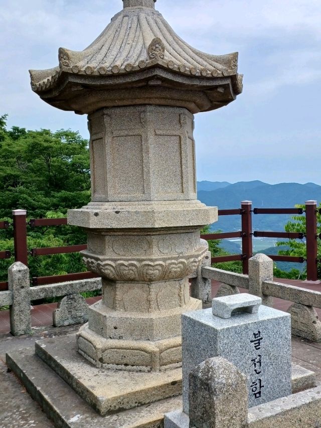 구름이 머무는 절, 고성 문수암의 고요한 매력