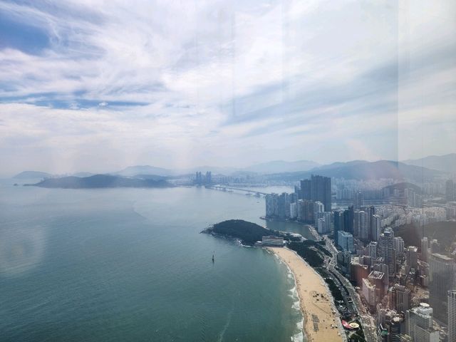 Skyscraper with 100 floors