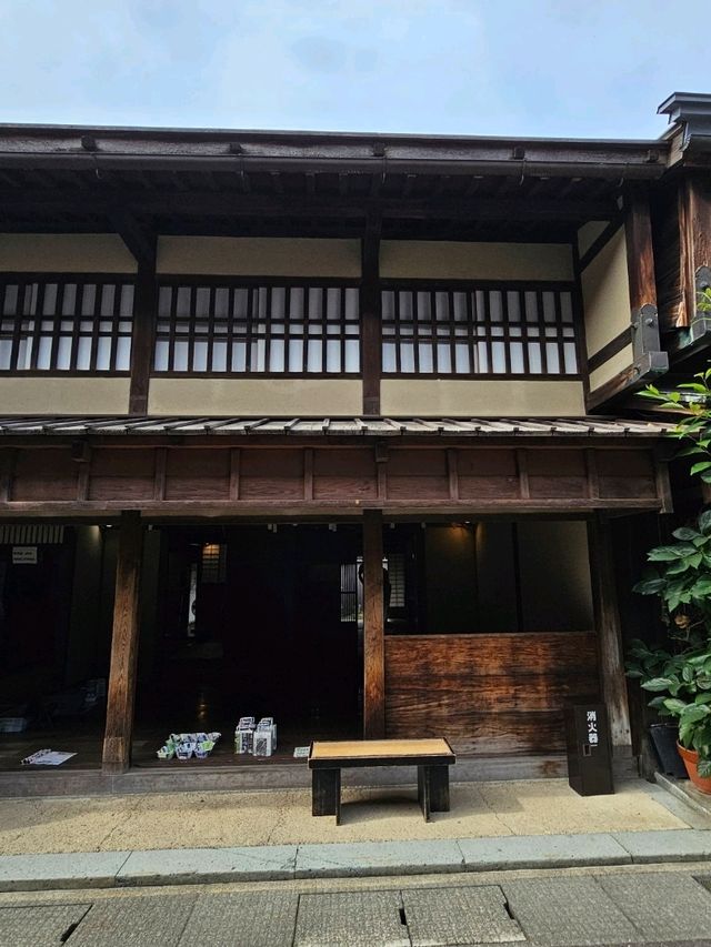 漫步東屋茶街，細看金澤町家之美 🏮