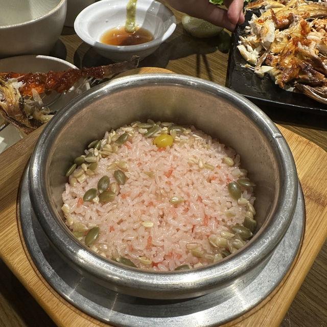 부산 커넥트 현대에 전복솥밥이랑 불고기전골맛집 “어보”