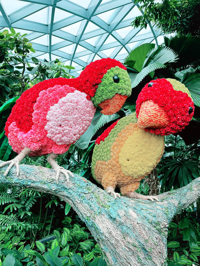 Discover the Enchanting Topiary Walk at Canopy Park, Jewel Changi 🌿✨
