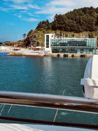 Romantic Sunsets and Dazzling Night Views on the Water