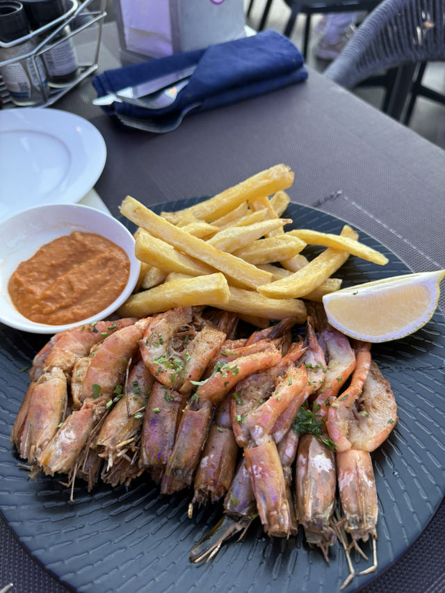 잔지바르의 노을을 보며 먹는 새우🍤🦐