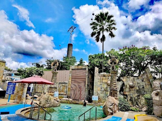 探險灣水上樂園