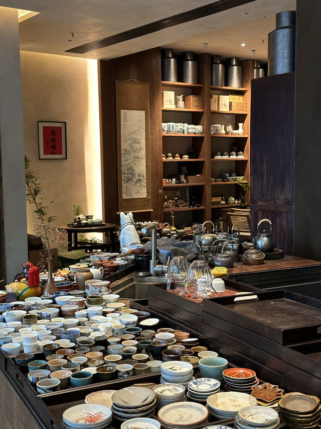 Experience the Charm of a Teahouse in Zhuhai, China 🇨🇳 