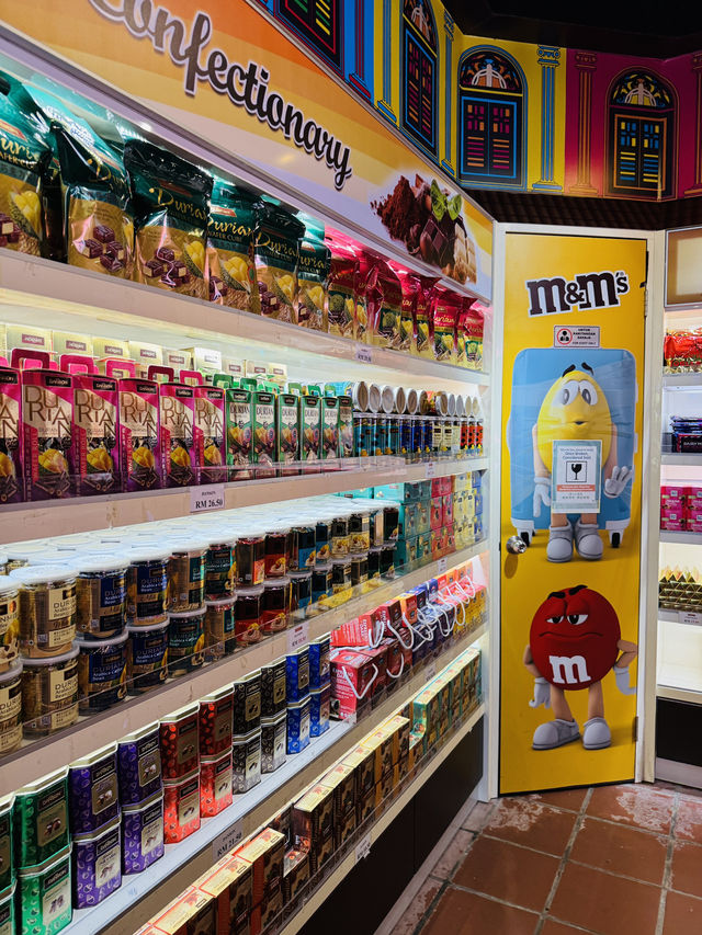 Chocolates, Murals & Heritage Streets