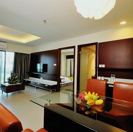 Urban Calm and Graceful Comfort