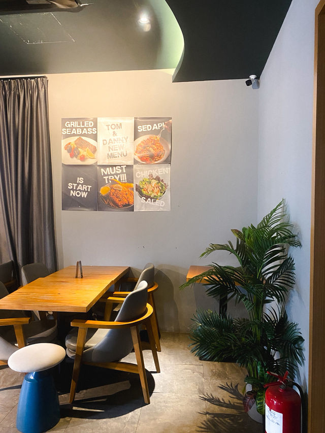 Tom & Danny: Johor’s Instagrammable Coffee Haven ☕️