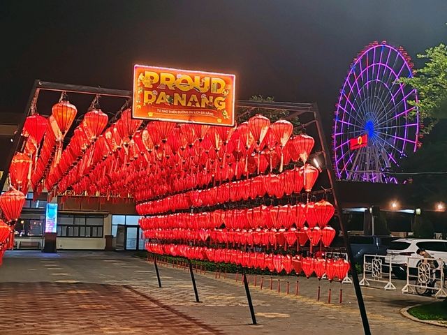 พาเที่ยวสวนสนุกในเมืองดานัง ที่ Downtown Danang