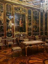 Hietzing, Vienna: Where Royal Elegance Meets Peaceful Living 👑