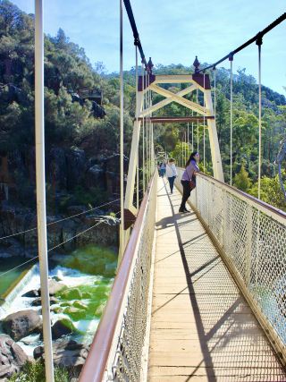 🌉 Alexandra Suspension Bridge — History in Mid-Air