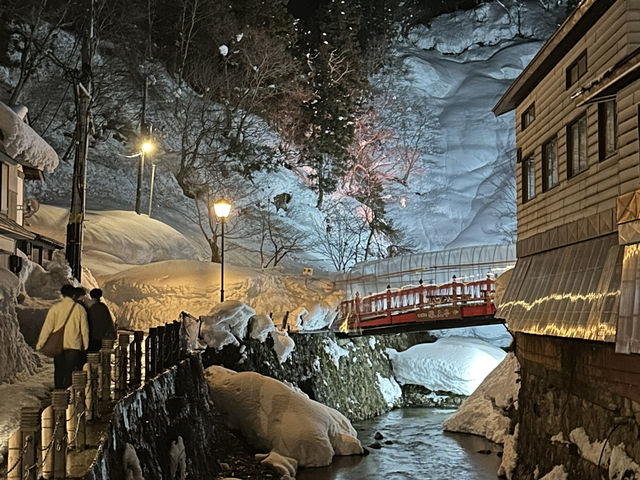 🏮走進雪夜的童話世界｜銀山溫泉散策記❄️