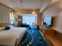 Solid Stay Near the Yu Garden and More