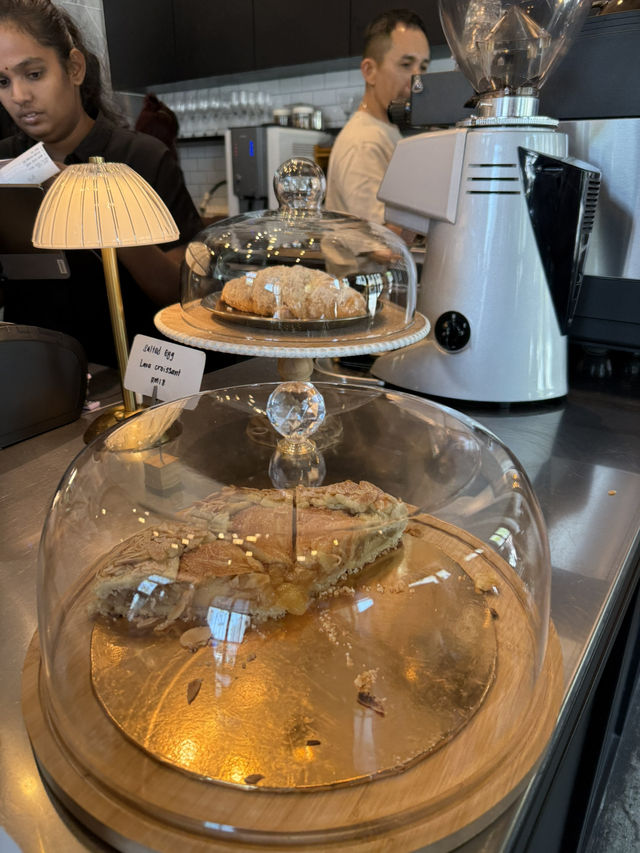“A Hidden Gem in Ipoh’s — Patisserie Boutique!✨🍰” “A Hidden Gem in Ipoh’s — Patisserie Boutique!✨🍰”