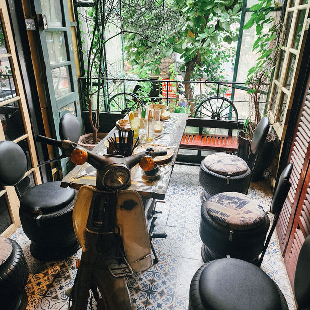 คาเฟ่ลึกลับในฮานอย Hidden Gem Cafe Hanoi