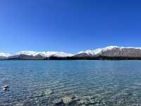 紐西蘭地來景點—🌊 Lake Tekapo｜藍得不真實的人間仙境