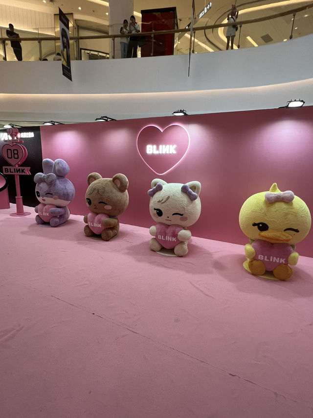 BLACKPINK 世巡官方快閃店強勢登陸深圳卓悅中心！