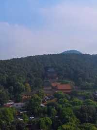 Leifeng Pagoda – หอคอยแห่งตำนานริมทะเลสาบซีหู