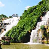 Kunming Waterfall Park