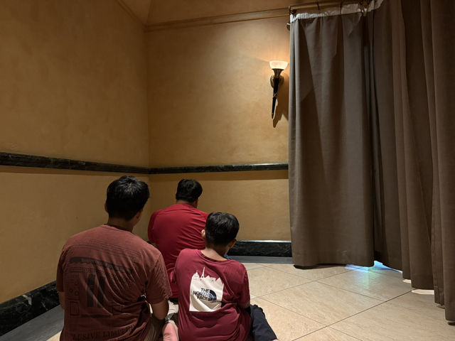 Where to pray in Hong Kong Disneyland