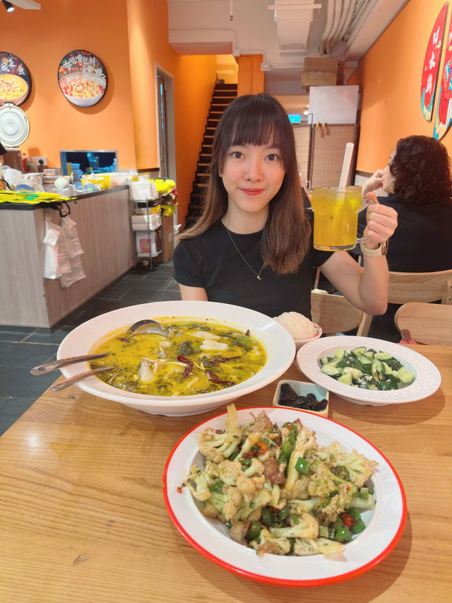銅鑼灣抵食川菜大盤酸菜魚🐟  