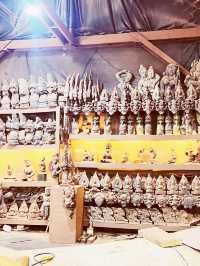 Guardians of the Temple: The Artists Preserving Thailand’s Wooden Legacy 🛠️🙏