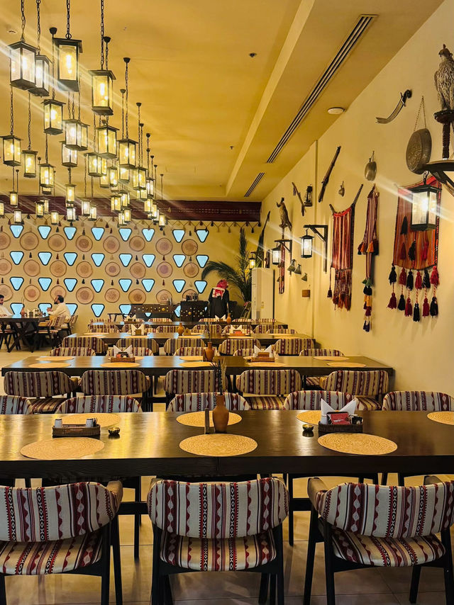 🏺 Dive into Riyadh's Sensational Secret: Aseeb - Where Ancient Recipes Meet Modern Magic! 🌟