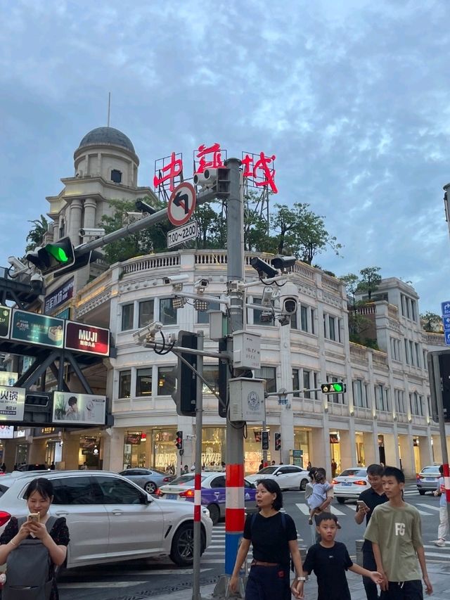The Ultimate 3-Day Xiamen Adventure: Insta-Spots, Street Eats & Hidden Gems 🚀🌴