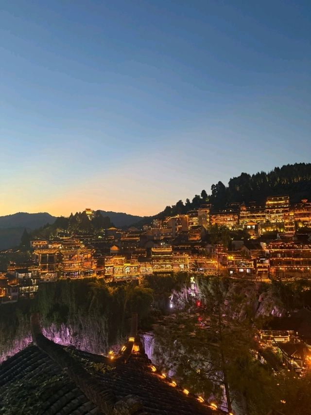 Furong Ancient City: Neon Nights & Ancient Vibes Daytrip from Zhangjiajie