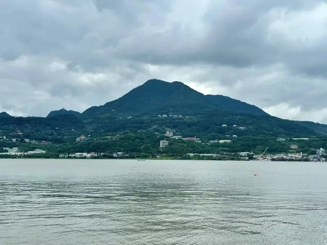 台北老街一日遊｜淡水→迪化街→九份，感受「古早味」台北的一天