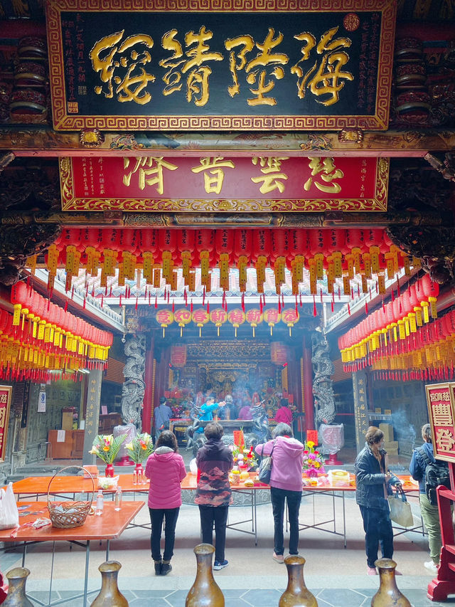 豐原最早的廟宇，宮內有嘉慶年間的文物喔！