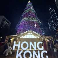 【香港冬日仙境來襲!「繽紛冬日巡禮」夢幻聖誕打卡、維港煙火全攻略】🎄✨