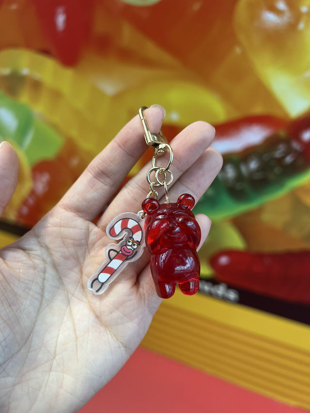 香港太古城中心化身聖誕糖果樂園😯仲送熊仔笑笑糖掛飾? 香港太古城中心化身聖誕糖果樂園😯仲送熊仔笑笑糖掛飾?