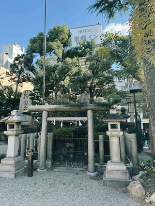 難波八坂神社
