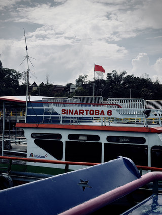 Satu Hari Mencari Ketenangan di Jantung Danau Toba, Pulau Samosir  