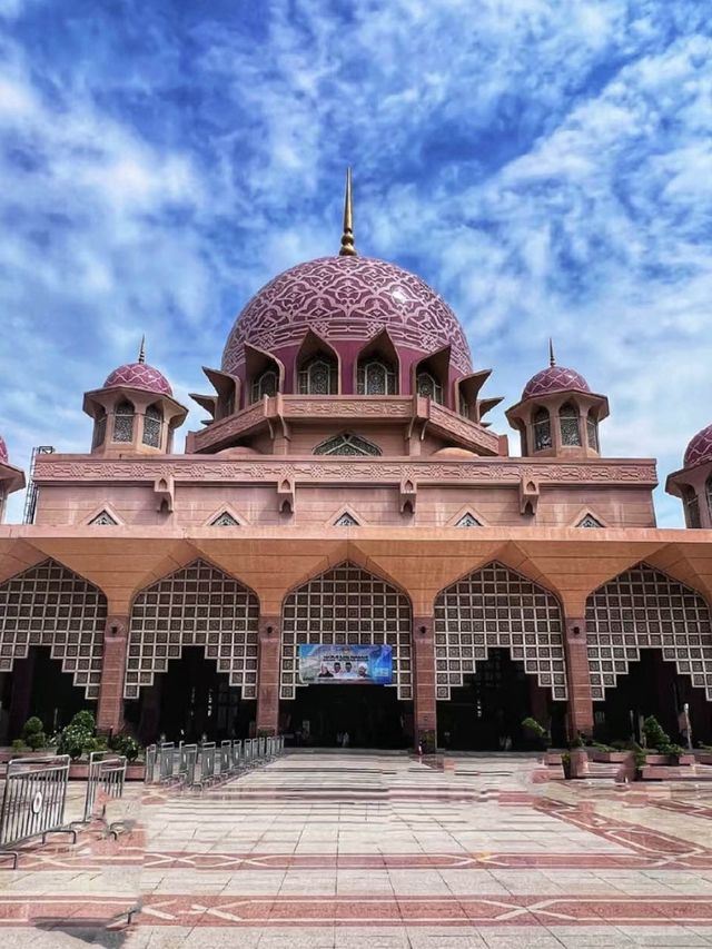 【馬來西亞】粉紅清真寺：藝術氛圍，心靈淨化，適合任何時間和場景🕌✨