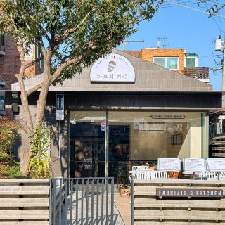 ✨龍山の見どころファブリキッチン✨