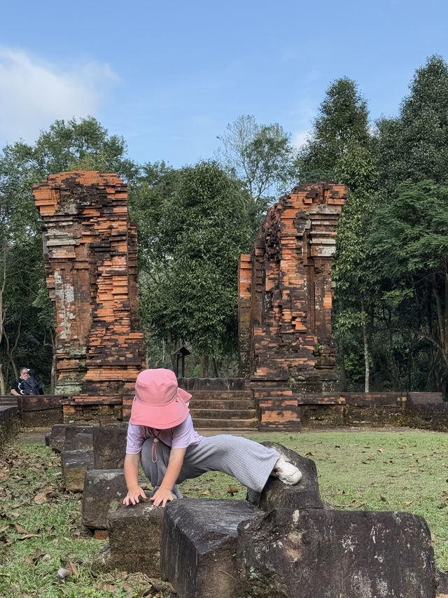 Ancient Wonders with a Toddler – A Great Family Trip!