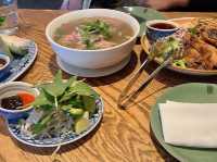 🇨🇦Vancouver main st 줄서는 찐맛집‘Anh and chi'