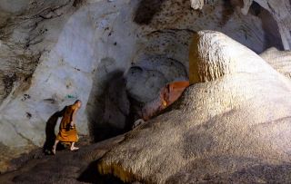 🧘‍♂️ Khao Luang Cave 🇹🇭 — A Temple Hidden Underground