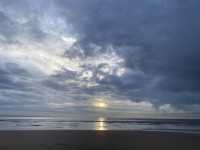 🌊 Crosby Beach Tranquil Retreat 🌅